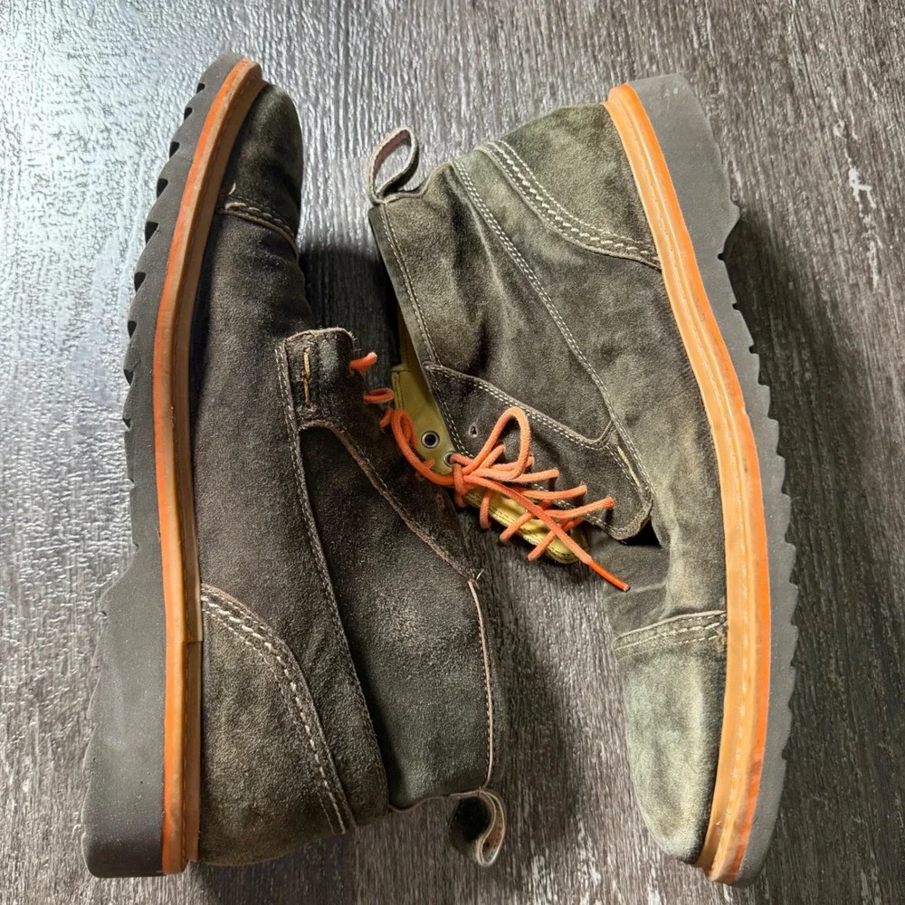 Robert Graham Chukka Boots Men Size 10 Olive Green Suede Cap Toe XL ExtraLight